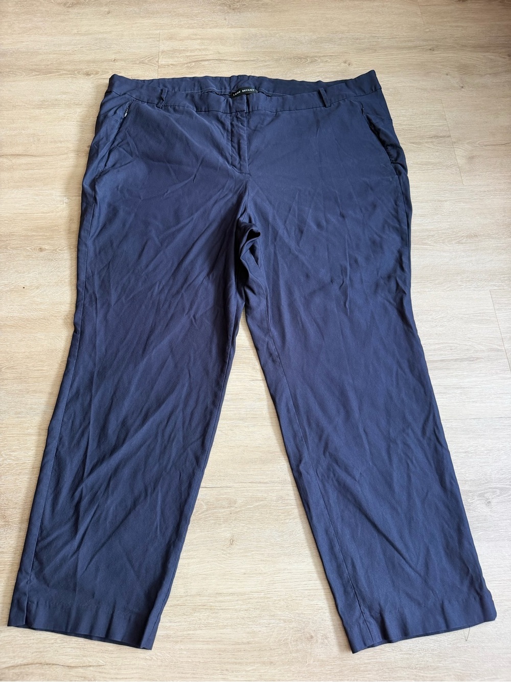 LANE BRYANT Blue Pants SZ 28 Zippered Pockets